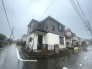 周辺は住宅が建ち並ぶ閑静な住宅街です。
