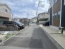 周辺は住宅が建ち並ぶ閑静な住宅街です。
