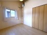勾配天井の2階のお部屋。この勾配の角度がお洒落な雰囲気を感じさせてくれます。
