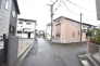 建築条件なしの敷地。弊社グループ「白馬建設」にて建物プランをご提案できます。実際の陽当たりやサイズ感を現地でお確かめください。

