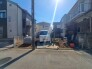 周辺は住宅が建ち並ぶ閑静な住宅街です。
