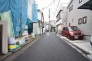 周辺は住宅が建ち並ぶ閑静な住宅街です。
