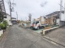 安心して暮らすことのできる住宅街。　住宅地の道路は一般に交通量が少なく車などの騒音が少ないため、住民にとって静かな生活環境が提供されます。
