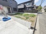 現在建物を建築中です、建築中の物件については現地確認の他、同施工会社の完成施工例のご案内、担当者のプレゼンテーションにてご検討ください。適切なご検討の方法をご説明させて頂きます。
