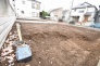 1号棟 現在建物を建築中です、建築中の物件については現地確認の他、同施工会社の完成施工例のご案内、担当者のプレゼンテーションにてご検討ください。適切なご検討の方法をご説明させて頂きます。
