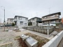 現在建物を建築中です、建築中の物件については現地確認の他、同施工会社の完成施工例のご案内、担当者のプレゼンテーションにてご検討ください。適切なご検討の方法をご説明させて頂きます。
