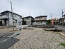 現在建物を建築中です、建築中の物件については現地確認の他、同施工会社の完成施工例のご案内、担当者のプレゼンテーションにてご検討ください。適切なご検討の方法をご説明させて頂きます。
