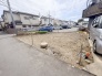 建築条件なしの敷地。弊社グループ「白馬建設」にて建物プランをご提案できます。実際の陽当たりやサイズ感を現地でお確かめください。


