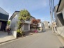 周辺は住宅が建ち並ぶ閑静な住宅街です。
