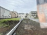 建築条件なしの敷地。弊社グループ「白馬建設」にて建物プランをご提案できます。実際の陽当たりやサイズ感を現地でお確かめください。

