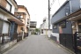 周辺は住宅が建ち並ぶ閑静な住宅街です。
