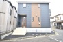 建物が完成しましたので室内のご見学予約スタート。当日のご見学予約も大歓迎です。お気軽にご連絡ください。エステート白馬国分寺店は火曜水曜も営業しております。
