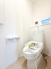 トイレにはウォシュレット機能を標準装備。
