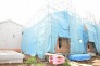 C号棟 現在建物を建築中です、建築中の物件については現地確認の他、同施工会社の完成施工例のご案内、担当者のプレゼンテーションにてご検討ください。適切なご検討の方法をご説明させて頂きます。
