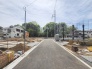 周辺は住宅が建ち並ぶ閑静な住宅街です。
