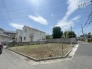 建築条件なしの敷地。弊社グループ「白馬建設」にて建物プランをご提案できます。実際の陽当たりやサイズ感を現地でお確かめください。

