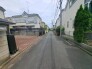 周辺は住宅が建ち並ぶ閑静な住宅街です。
