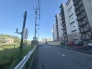 自然に恵まれた豊かな緑と美しいロケーションが特徴です。穏やかな暮らしやリラックスした健康的な生活が送れそう。日々の喧騒から離れ、自然に囲まれた癒しの場所はいかがでしょうか。
