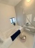 一日の疲れを癒してくれるゆったりとしたバスルームです。
