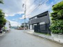 周辺は住宅が建ち並ぶ閑静な住宅街です。
