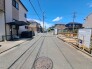 周辺は住宅が建ち並ぶ閑静な住宅街です。
