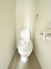 1号棟 トイレにはウォシュレット機能を標準装備。
