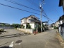 土地物件にはご確認頂くポイントがたくさんございます、土地だけのご見学の際もご遠慮せず、ぜひお気軽に担当スタッフにお申しつけくださいませ。
