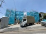 現在建物を建築中です、建築中の物件については現地確認の他、同施工会社の完成施工例のご案内、担当者のプレゼンテーションにてご検討ください。適切なご検討の方法をご説明させて頂きます。
