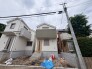 周辺は住宅が建ち並ぶ閑静な住宅街です。
