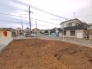 現地のご見学予約もスタートしました。周辺で売りに出ている物件も沢山御座います。まとめてご見学ができますのでお気軽にお申しつけください。
