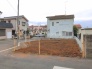 現在建物を建築中です、建築中の物件については現地確認の他、同施工会社の完成施工例のご案内、担当者のプレゼンテーションにてご検討ください。適切なご検討の方法をご説明させて頂きます。
