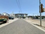 周辺は住宅が建ち並ぶ閑静な住宅街です。
