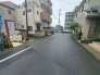 周辺は住宅が建ち並ぶ閑静な住宅街です。
