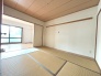 和室がある間取り。畳の香りとともにどこか落ち着く空間です。
