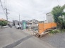 安心して暮らすことのできる住宅街。　住宅地の道路は一般に交通量が少なく車などの騒音が少ないため、住民にとって静かな生活環境が提供されます。
