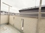 窓からの眺望です。実際に現地で眺望もご確認ください。
