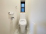 トイレにはウォシュレット機能を標準装備。
