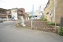 土地物件にはご確認頂くポイントがたくさんございます、土地だけのご見学の際もご遠慮せず、ぜひお気軽に担当スタッフにお申しつけくださいませ。
