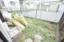 住まいの外側に設けられた、暮らしにゆとりを生むプライベートなスペースです。
