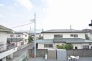 窓からの眺望です。実際に現地で眺望もご確認ください。
