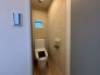 トイレにはウォシュレット機能を標準装備。
