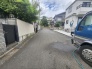 安心して暮らすことのできる住宅街。　住宅地の道路は一般に交通量が少なく車などの騒音が少ないため、住民にとって静かな生活環境が提供されます。
