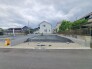 周辺は住宅が建ち並ぶ閑静な住宅街です。
