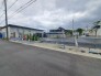 周辺は住宅が建ち並ぶ閑静な住宅街です。

