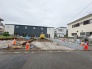 現在建物を建築中です、建築中の物件については現地確認の他、同施工会社の完成施工例のご案内、担当者のプレゼンテーションにてご検討ください。適切なご検討の方法をご説明させて頂きます。
