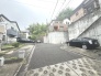 周辺は住宅が建ち並ぶ閑静な住宅街です。
