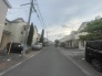 安心して暮らすことのできる住宅街。　住宅地の道路は一般に交通量が少なく車などの騒音が少ないため、住民にとって静かな生活環境が提供されます。
