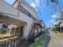 現地ご見学の際、スタッフが様々なご質問に対応いたします、周辺環境、前面道路、建築可能な建物について、ぜひご相談ください。

