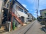 現地ご見学の際、スタッフが様々なご質問に対応いたします、周辺環境、前面道路、建築可能な建物について、ぜひご相談ください。
