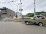 安心して暮らすことのできる住宅街。　住宅地の道路は一般に交通量が少なく車などの騒音が少ないため、住民にとって静かな生活環境が提供されます。
